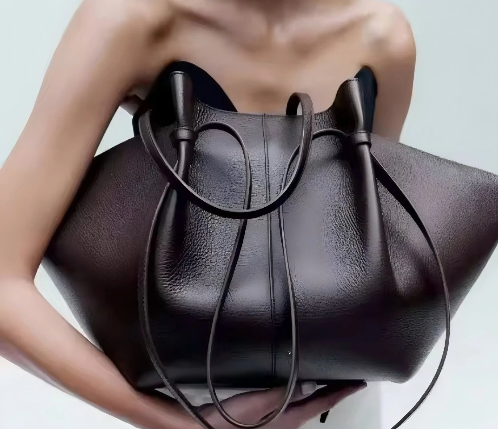 Top 5 Bag Trends for 2026: From the Runway to Your Wardrobe